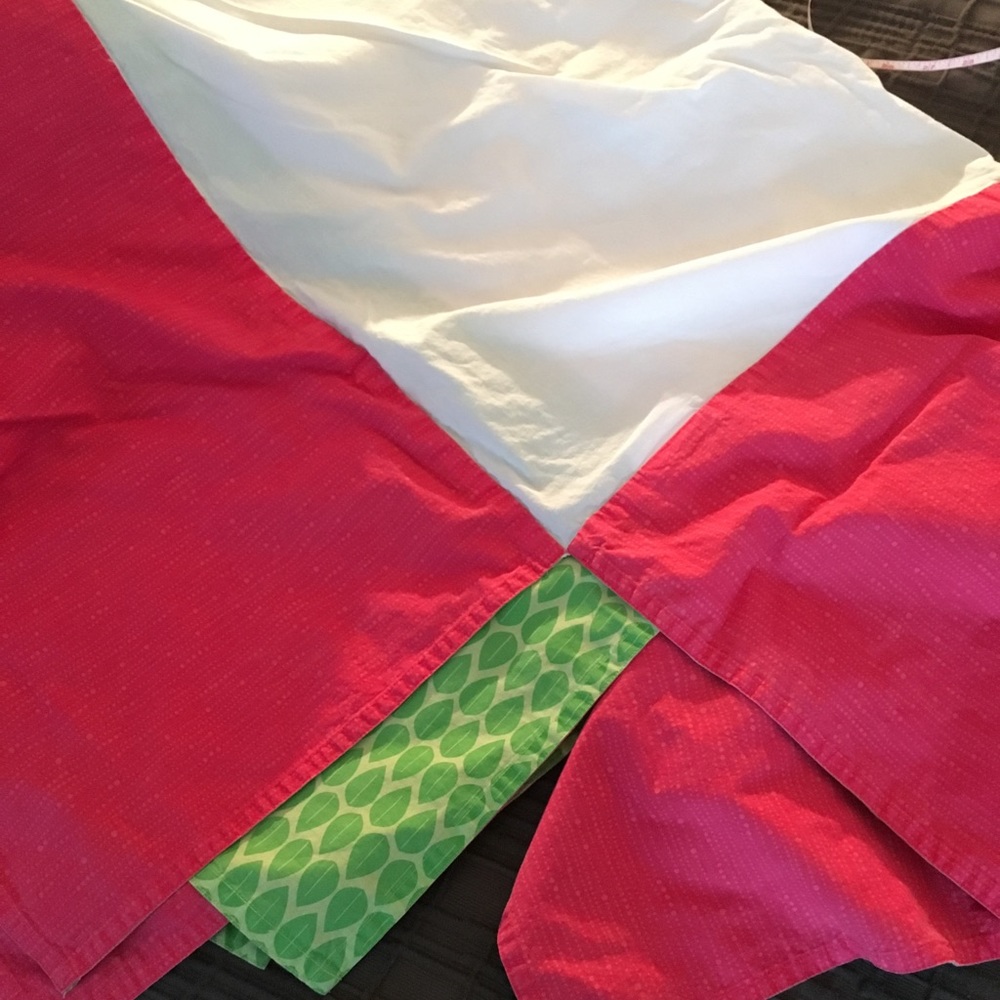 Land Of Nod Pink, White and Green Kids Blanket Cover